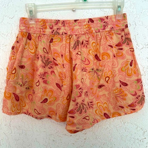 Zara Shorts NWOT Paisley Two Pocket Lined Cotton Lightweight Medium - Picture 2 of 6